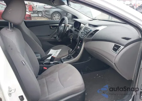 2014 Hyundai Elantra Se z USA, uszkodzony, nr VIN 5NPDH4AE3EH461523